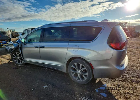 2017 Chrysler Pacifica Limited z USA, uszkodzony, nr VIN 2C4RC1GG2HR787932